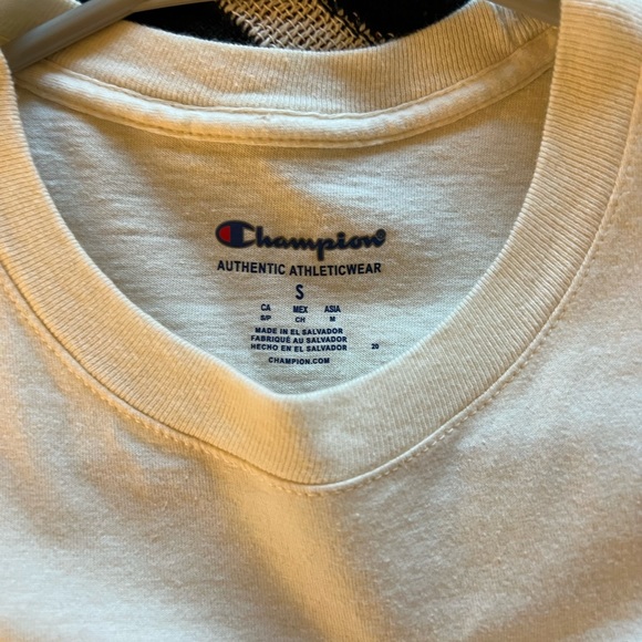 Champion graphic T-Shirt – size small - Picture 3 of 3